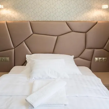 Z Boutique Smart Hotel, Szemelyzet Nelkuel Отель типа 