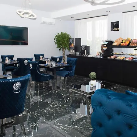 Z Boutique Bed & Breakfast *