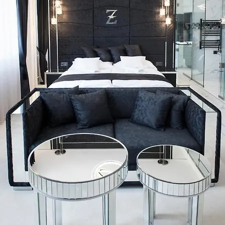 Z Boutique *