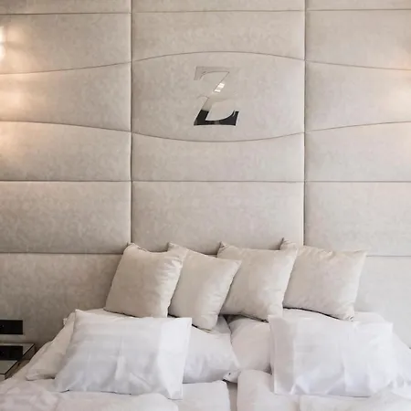 Z Boutique Smart Hotel, Szemelyzet Nelkuel Отель типа 