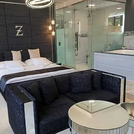 Z Boutique Smart Hotel, Szemelyzet Nelkuel Отель типа 