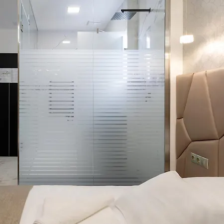 Z Boutique Smart Hotel, Szemelyzet Nelkuel